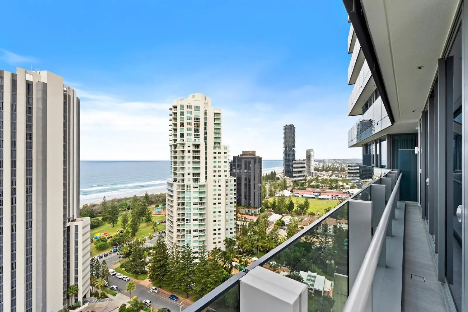 Signature Broadbeach - Gclr Gold Coast 0*,  Austrálie